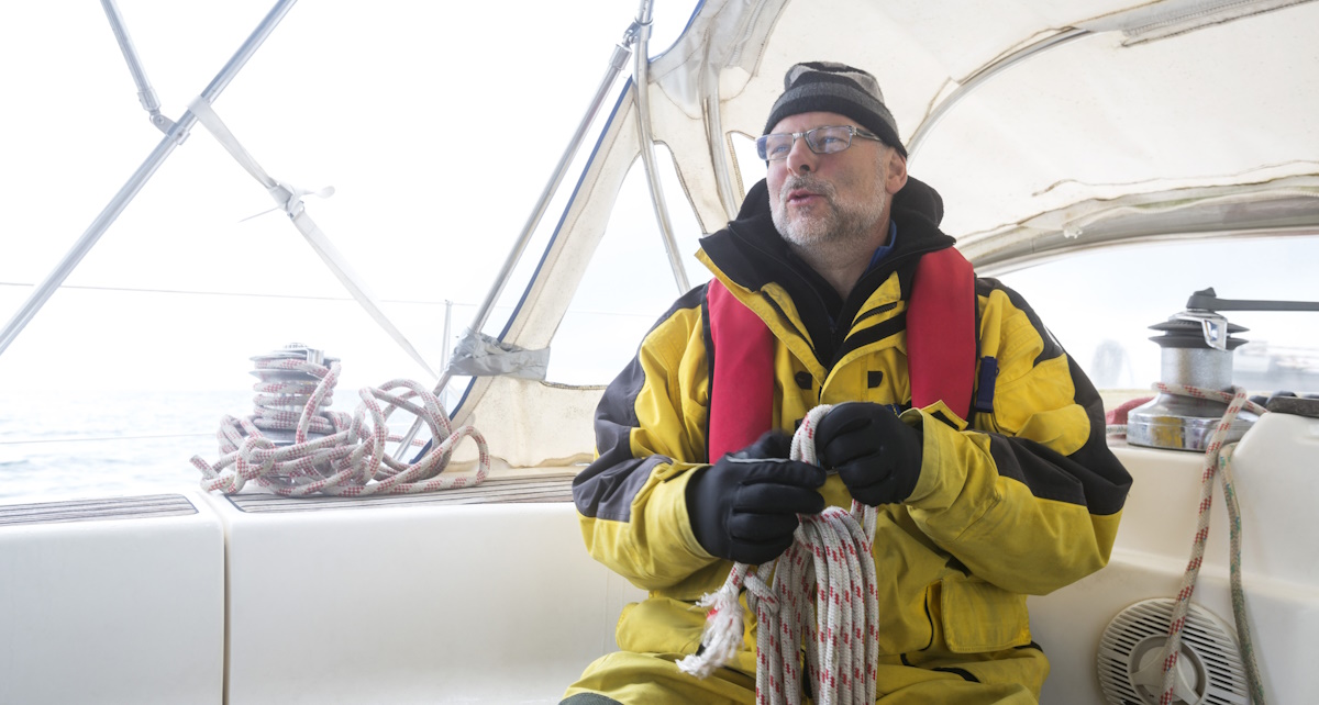 marine safety - hire or purchase a liferaft