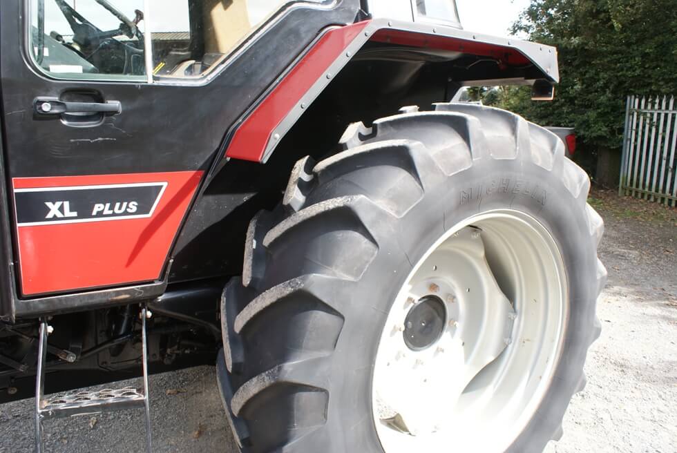 1995 Case wheels & tyre for sale in Witheridge, Devon — photo 11
