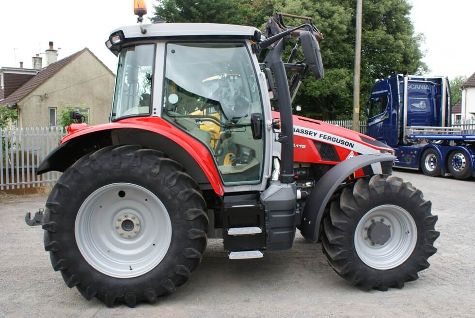 Massey Ferguson 5S.115 40KPH c/w MF FL4121 loader : Welcome to ...