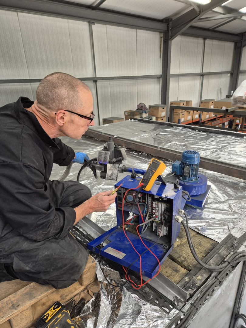 Gas burner servicing