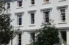 25. Refurbishment and
alterations to Listed Grade II
house in Conservation Area, SW4.