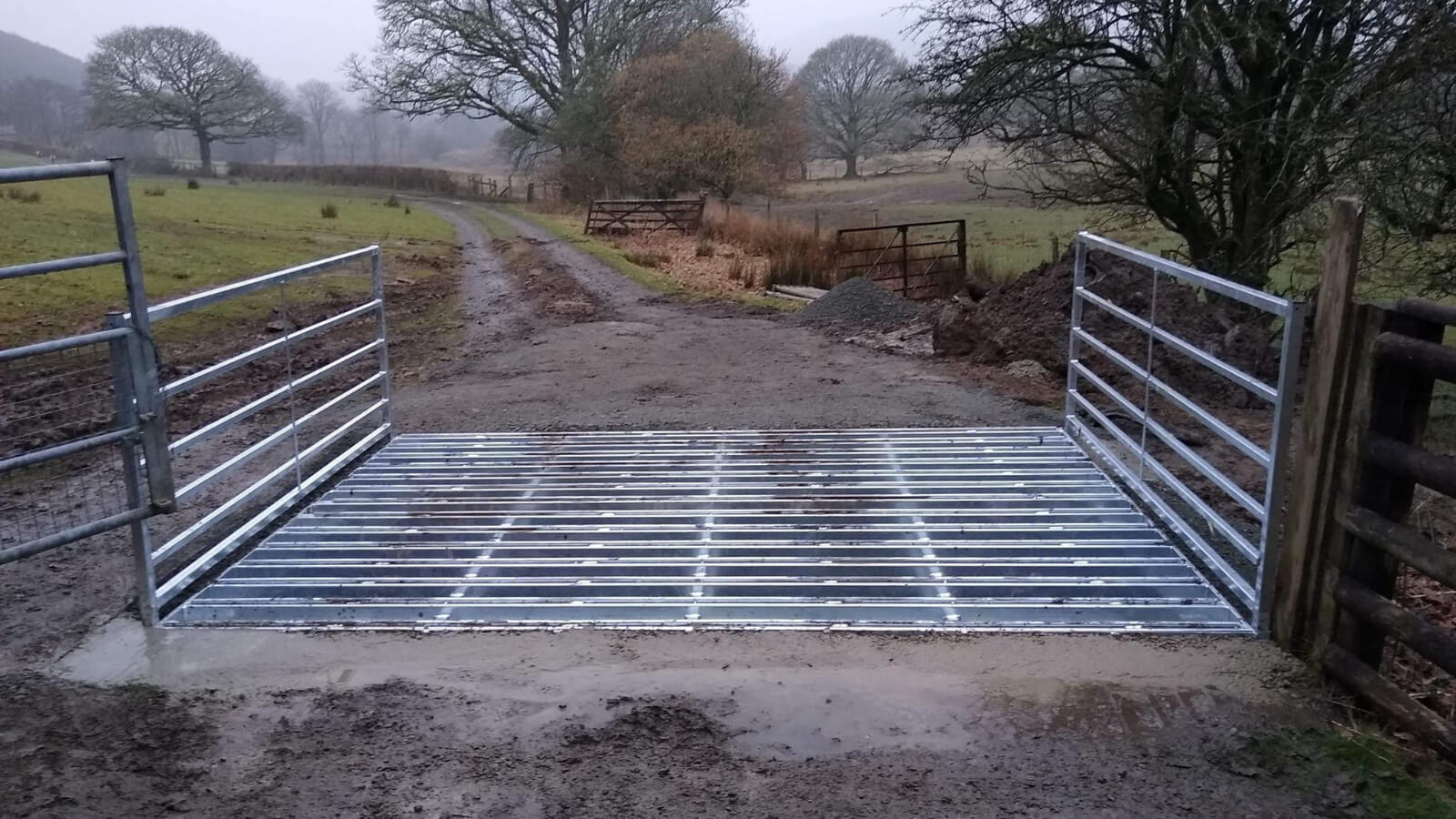 Installation : Hopkins Cattle Grids