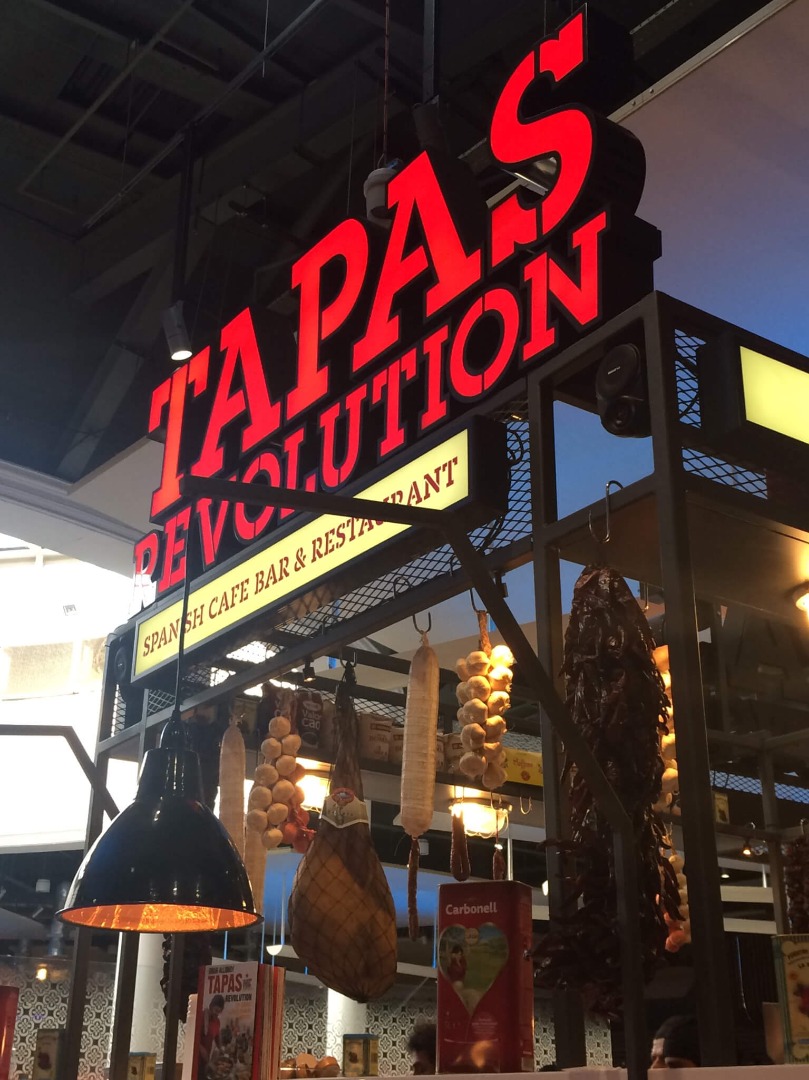 Tapas revolution sign