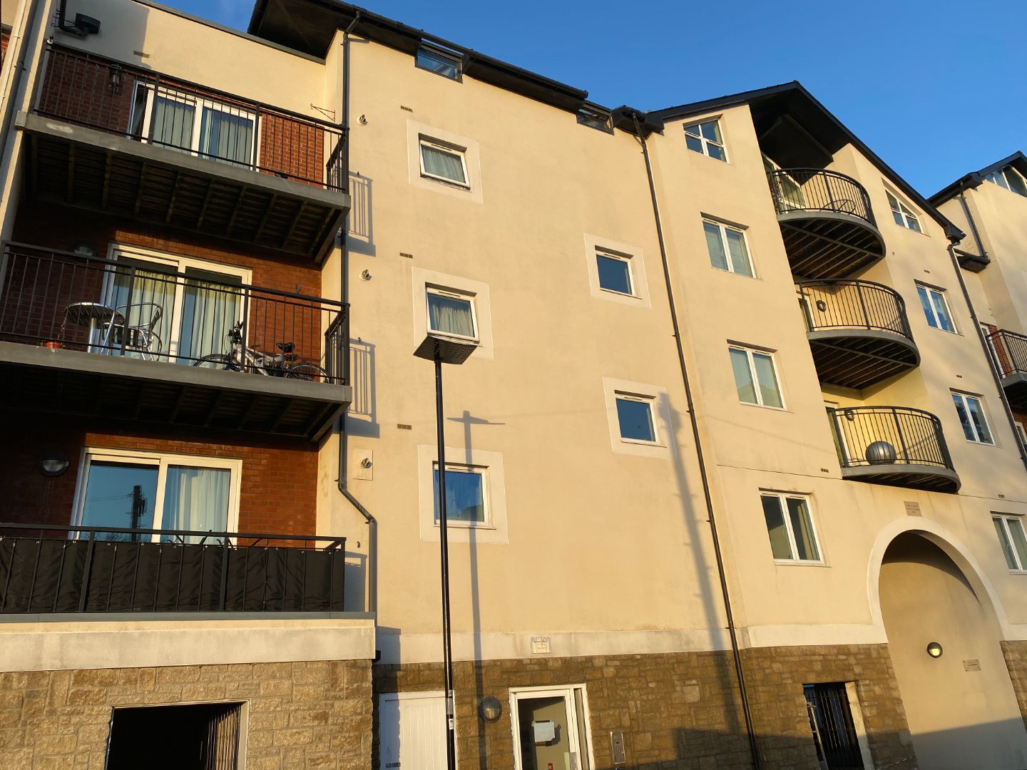 Clean wall after washing