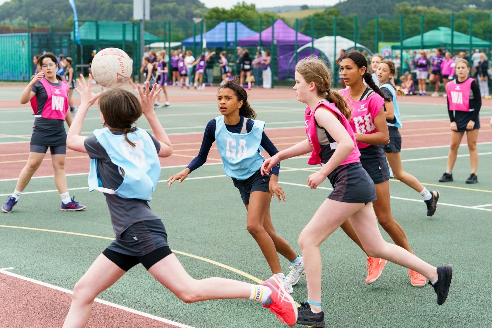 Girls playing netball