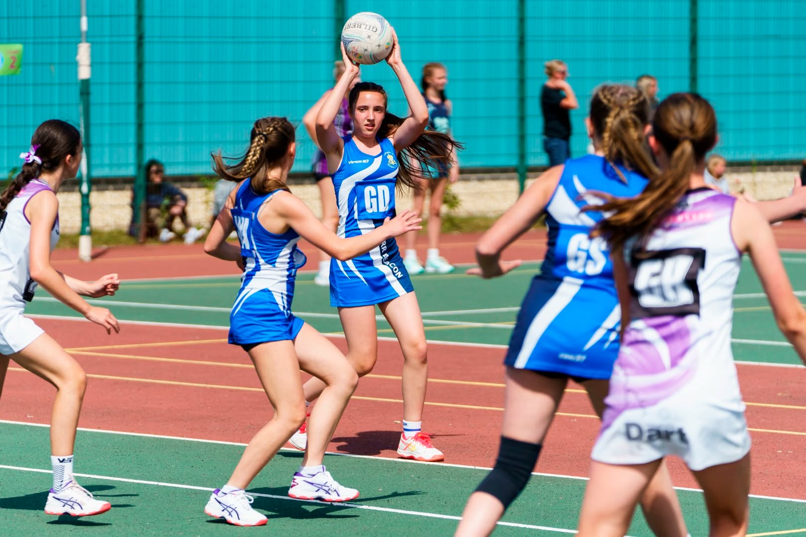 Girls playing netball
