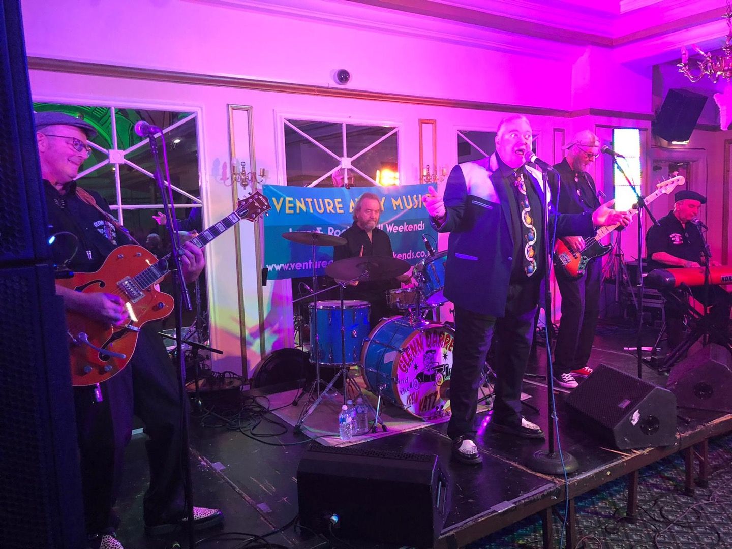 27c49afe fccc 4f2c b3b9 eb48079cdbd1