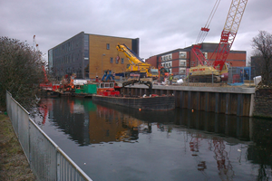 
Remediation of existing canal wall that has collapsed, 
capping beam to top of newly driven sheet piles, ground stabilisation and new drainage works - fully reinstated

By others: sheetpiles
