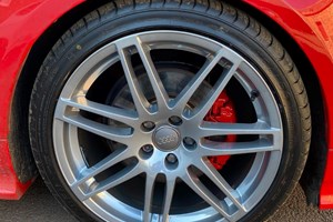 Audi TT Powder Chrome Alloys with red callipers