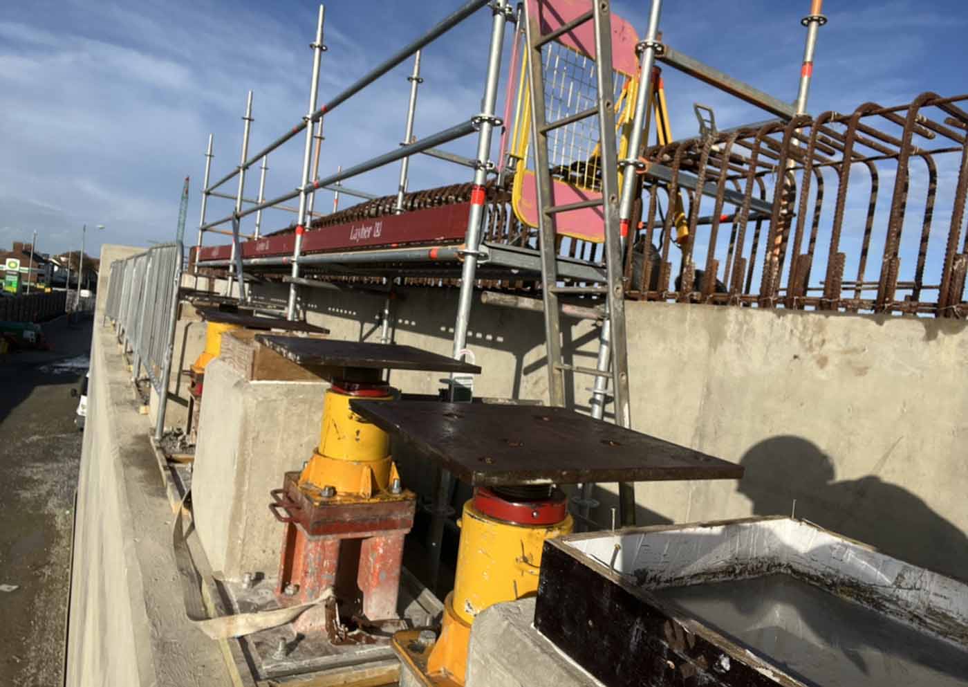 bridge jacking, bearing replacement, bridge lifting and hydraulic jacking