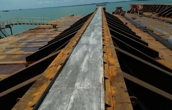 Hydraulic sliding