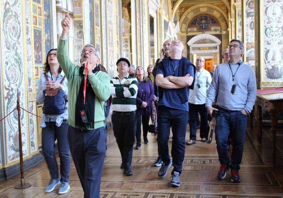 Tour in stpetersburg