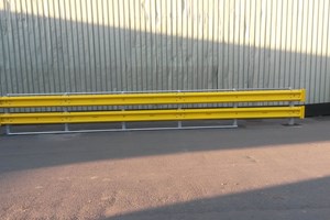 STRAIGHT RUN DOUBLE HEIGHT CRASH BARRIER ,POWDER COATED YELLOW ,PEDESTRIAN SCROLL ENDS,1.6 CENTERS,WITH PEDESTRIAN HAND RAIL.

sales@dccontractsolutions.com
FOR MORE INFORMATION