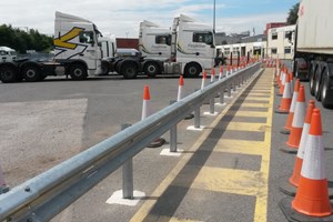 CRASH BARRIER INSTALLATION 1.6 CENTERS A18 POSTS , WITH 400 CAST IN SOCKETS/ BIRMINGHAM FREIGHT LINER.
 dc.fencing162david@hotmail.co.uk