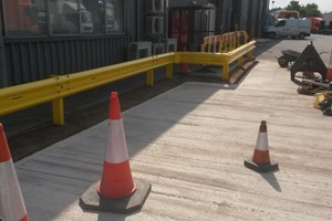 CRASH BARRIER POWDER COATED YELLOW / UB1200/ CONCRETE IN POSTS
SUPPLIED AND ERECTED  MORE INFORMATION 
 DAVID  07960 574037 
 sales@dccontractsolutions.com
