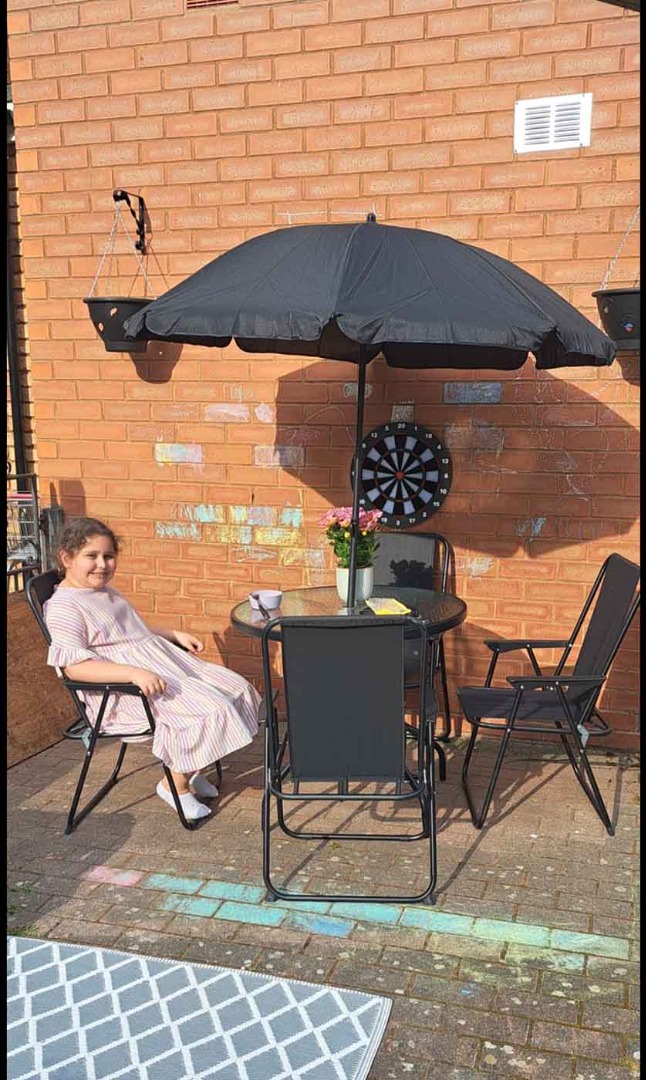 Lawn furniture for tenants