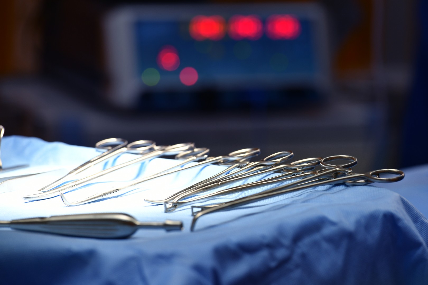 surgical instruments