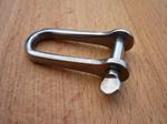 230-135    Mainsail Clew Shackle (long D)