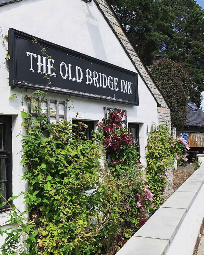 The old bridge inn