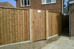 Ipswich fence contractors, Suffolk, experts in erecting & improving fencing methods for 23 years.