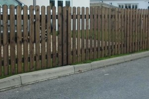 Picket paling garden fences are a garden fence, traditionally country style fencing with vertical wooden paling boards openly spaced on wood rails, allowing wind & sun to access the garden.