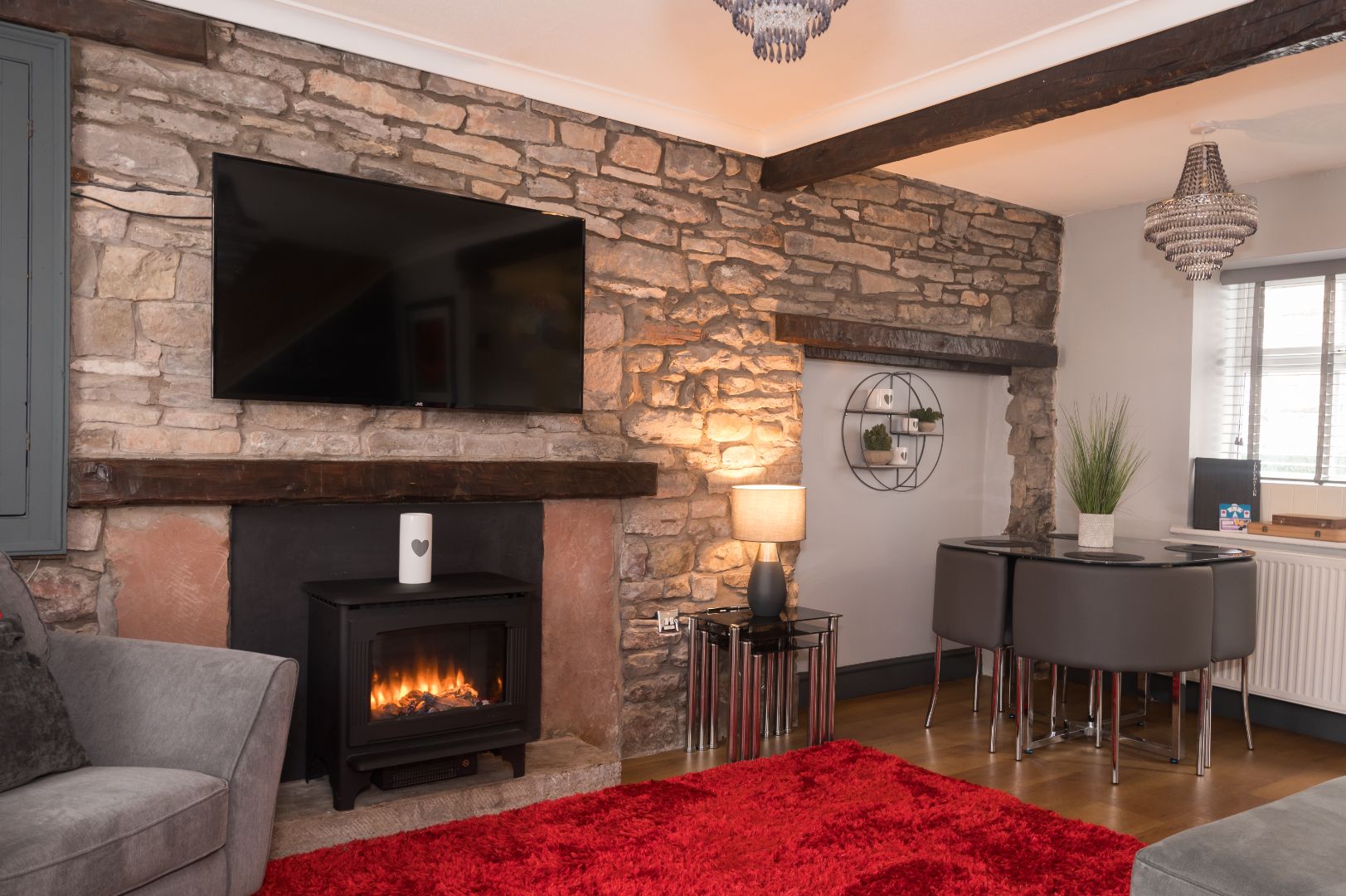 Crown Cottage Lounge 2