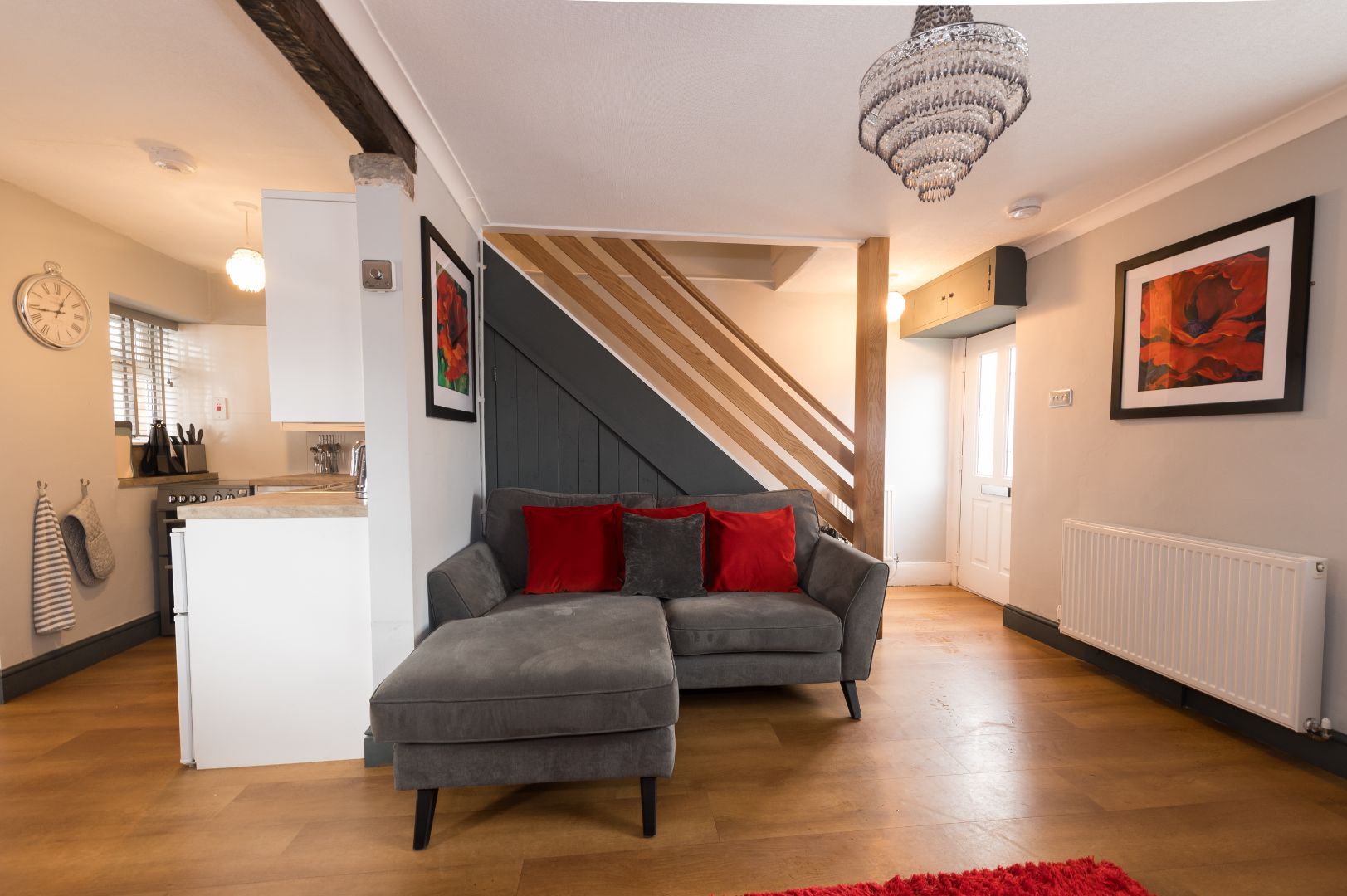 Crown Cottage Lounge 6