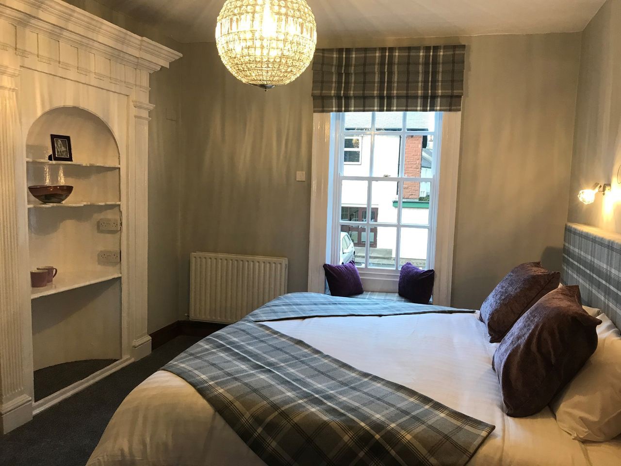 bedchamber