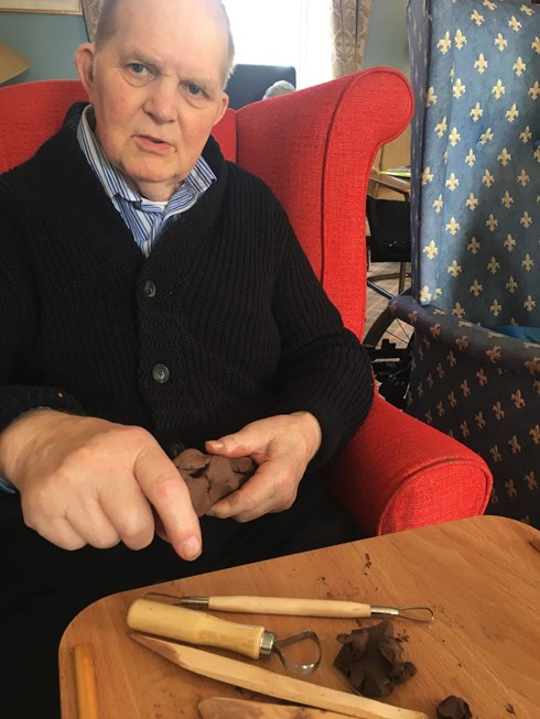 Painting lessons, activites at Senwick House