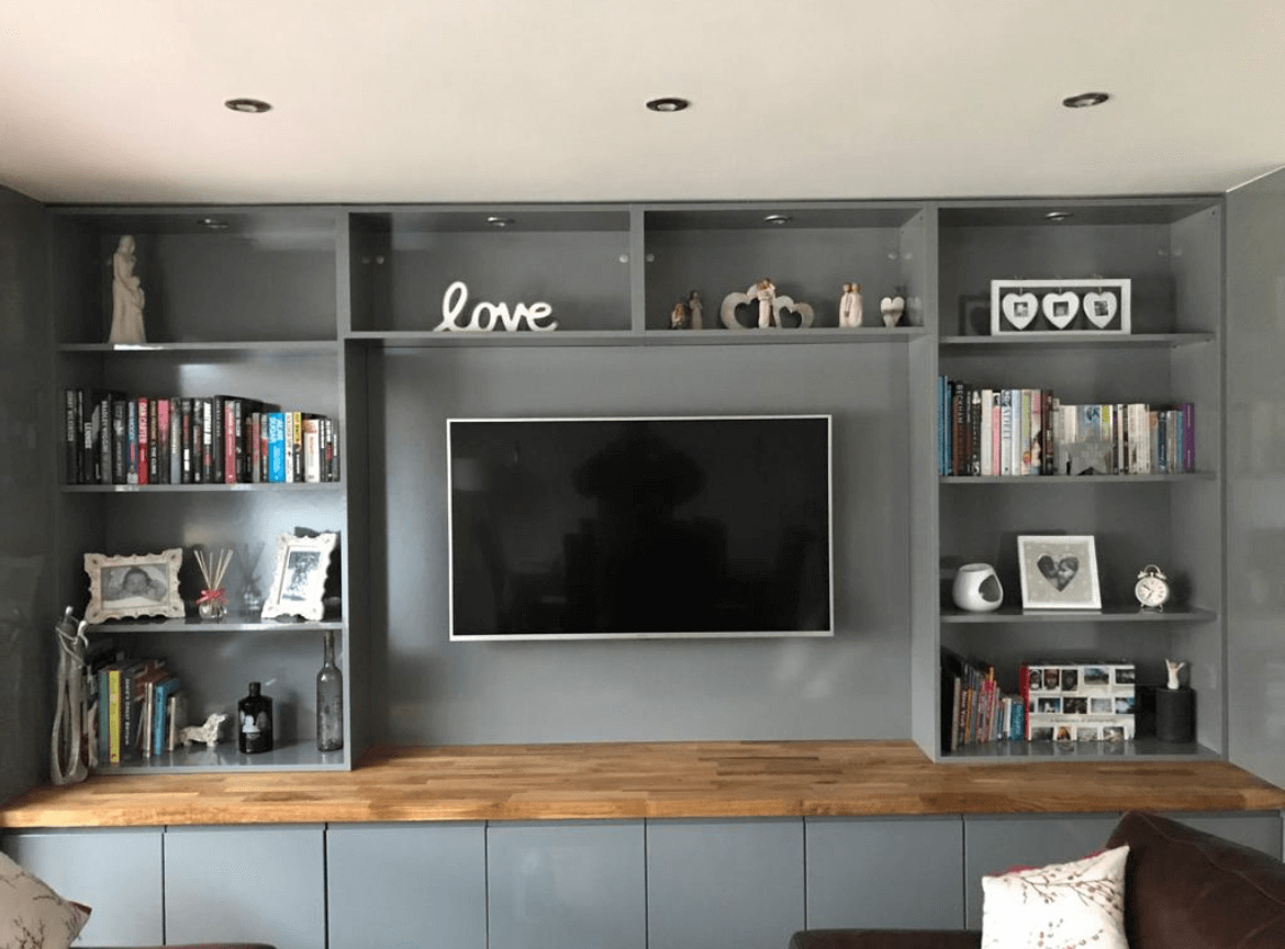 Tv hall