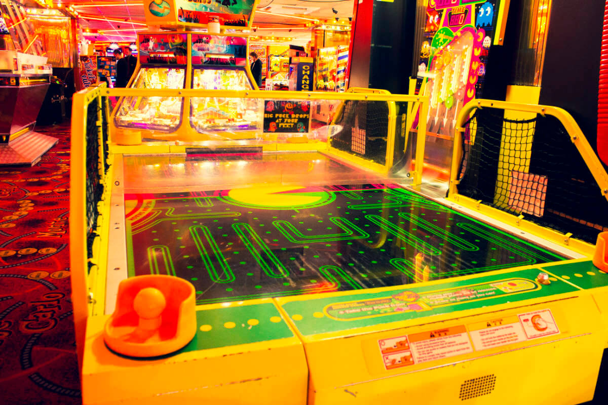 southend air hockey