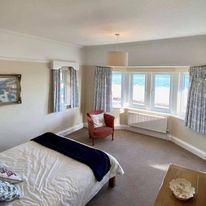 Seascape Holiday Cottage