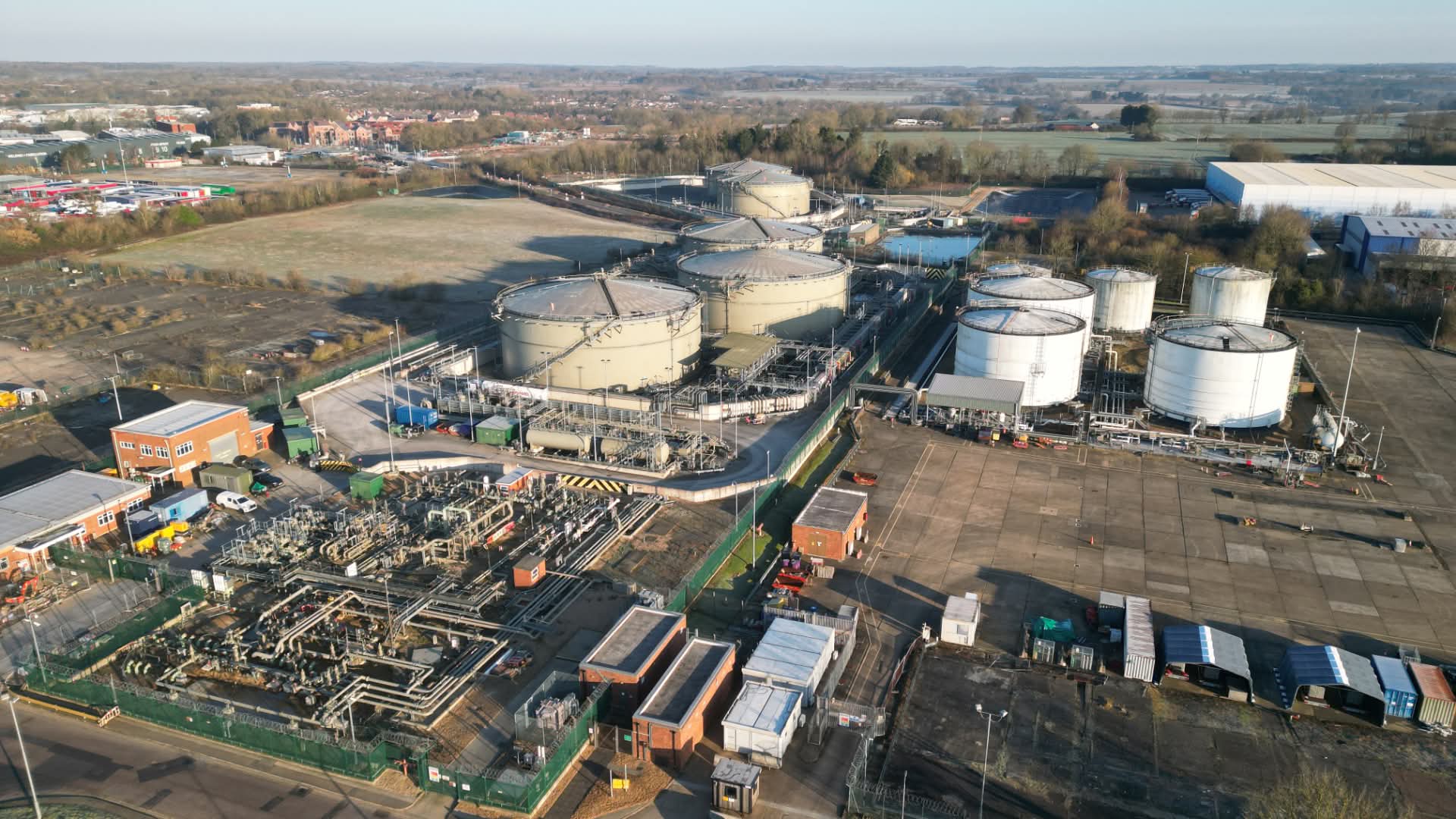 Ariel far shot of plantation 16x9