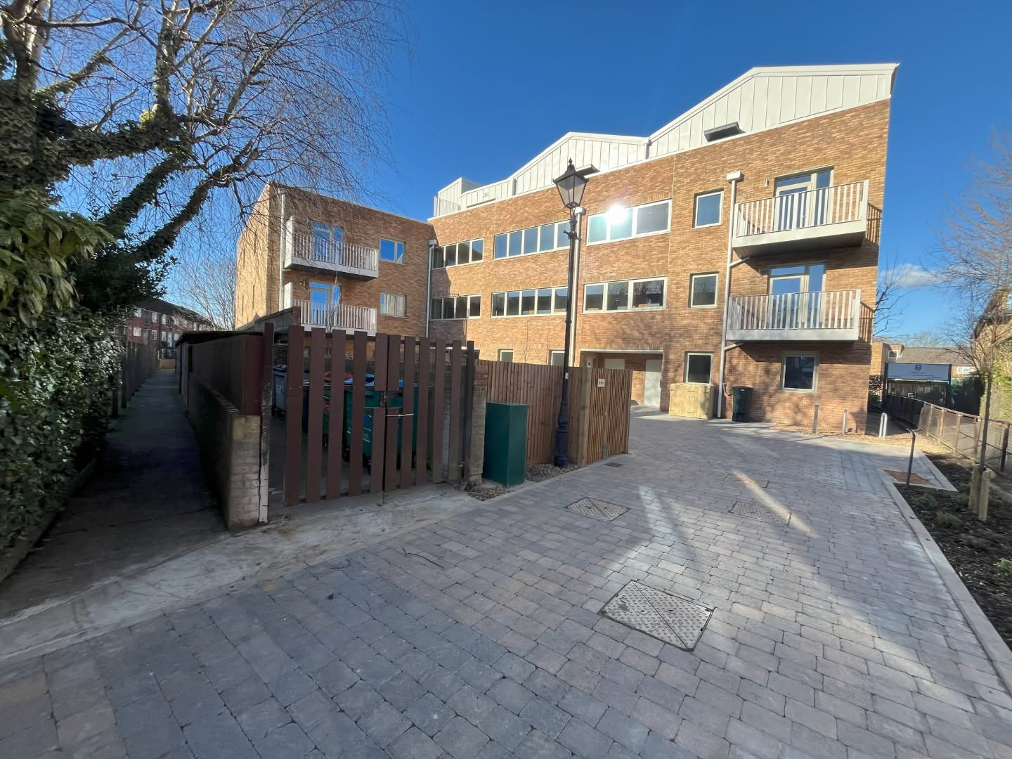 Habinteg full building walkway