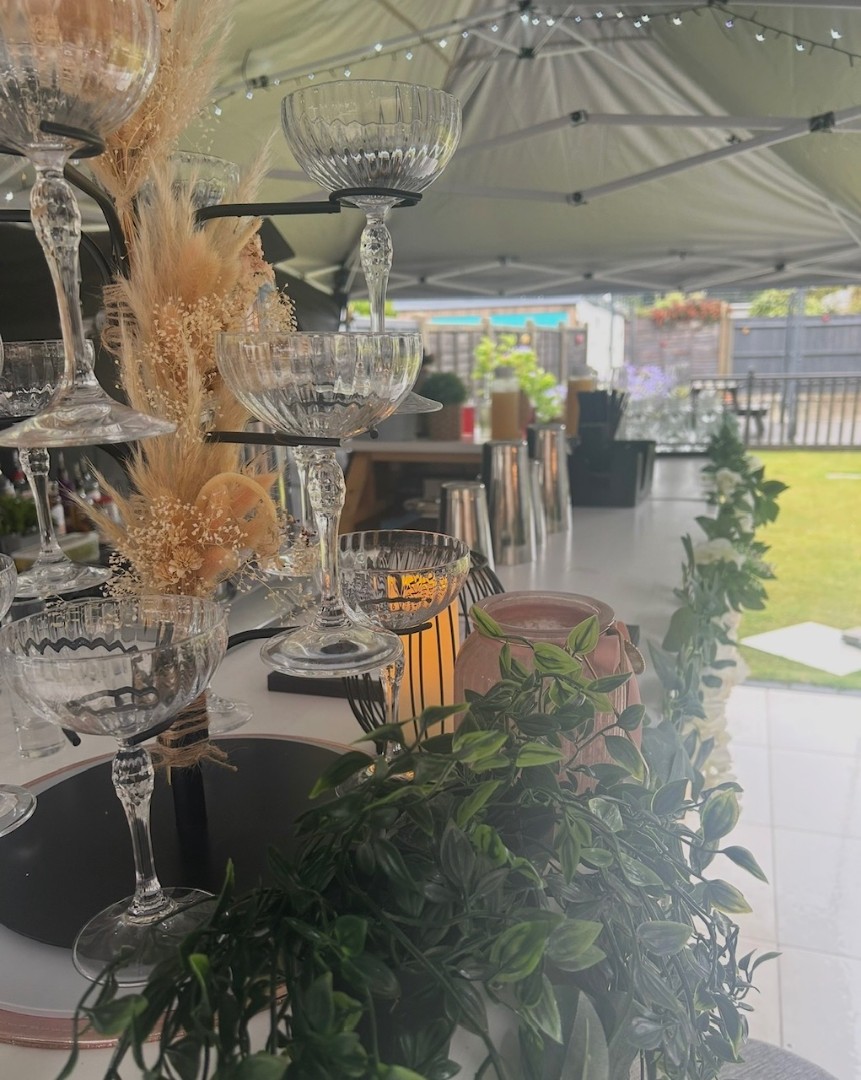 Stand with glasses for drinks