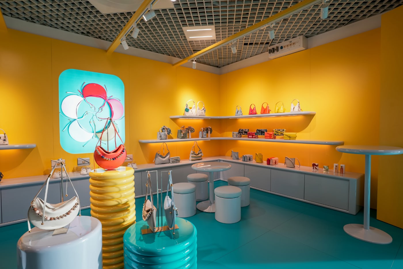 hendricks amazonia gin outside