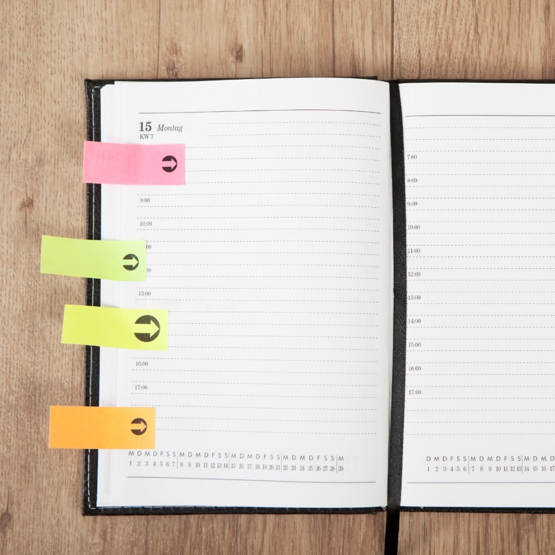 Day planner with notes