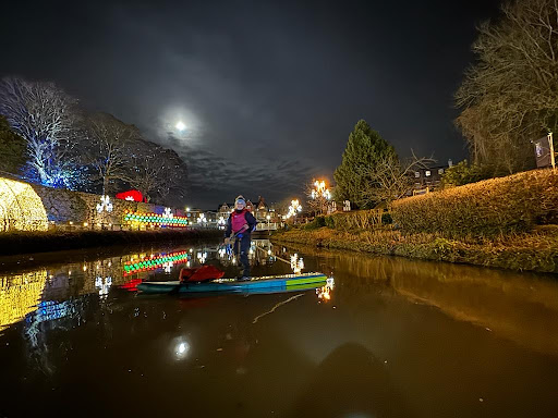 festive lights paddling
