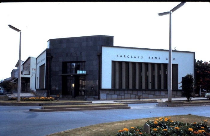 barclays bank building