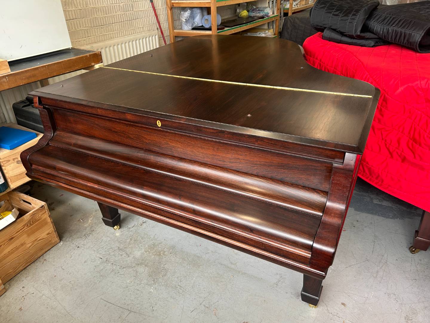 Front of the piano